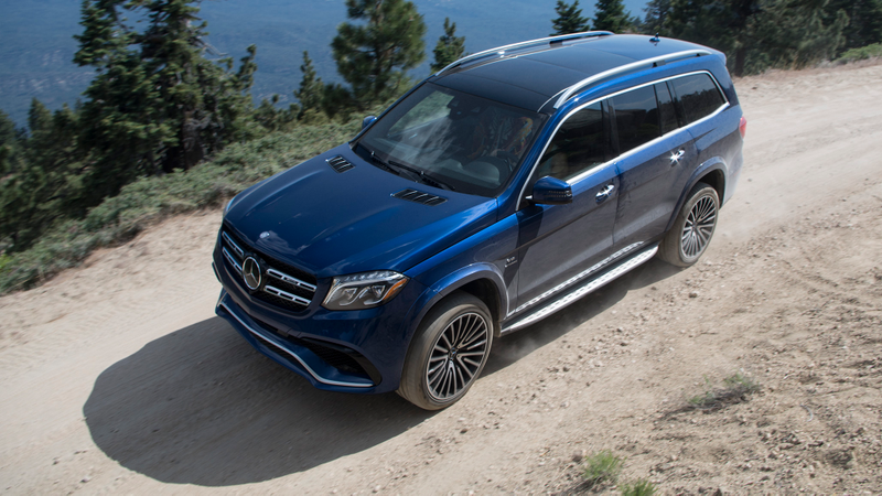 Illustration for article titled The 2017 Mercedes AMG GLS63 Is A Seven-Seat Supercar